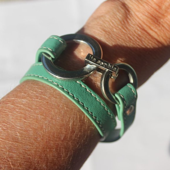 Lia Sophia Wrap Bracelet - Picture 1 of 4